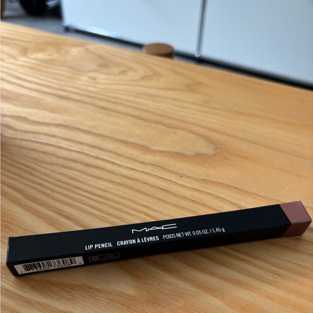Brand New MAC Cosmetics Lip Pencil – Beige Turner